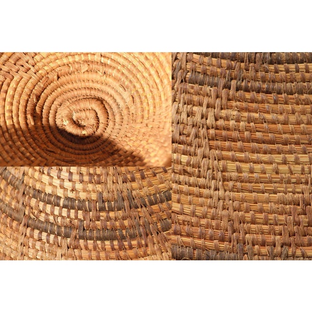 Brown Early 20th Century Large Woman’s Work Basket From Angola, African Art For Sale - Image 8 of 13