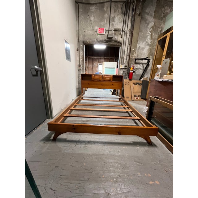 Mid Century Franklin Shockey Sculptured Pine Wood Storage Bed Headboard For Sale - Image 10 of 11