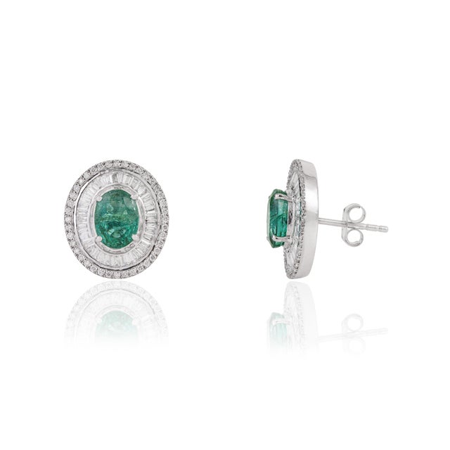 Vintage 2.51ct Emerald & Channel Set Diamond Oval 14k Gold Stud Earrings- 2 Pieces For Sale - Image 4 of 16