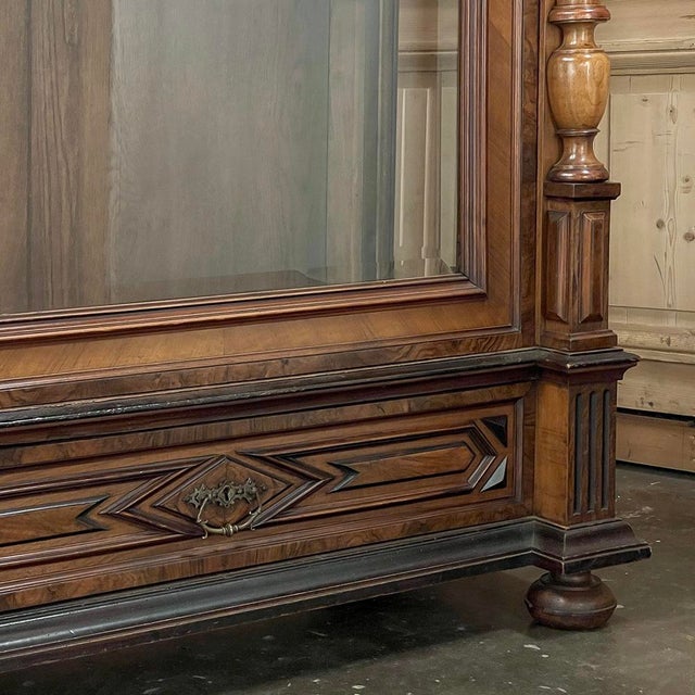 19th Century French Walnut Henri II Bookcase ~ Display Armoire For Sale - Image 14 of 18