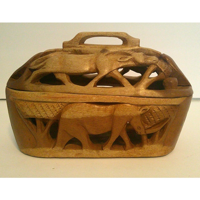 Wood Vintage Carved Wood Box With Lid Hand Carved African Safari Animals as Is / Read For Sale - Image 7 of 12