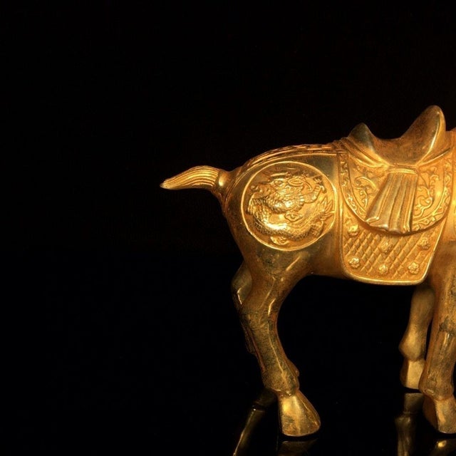 Pair of Vintage Chinese Gilt Bronze Horse Figures – Tang Style Saddled Horses For Sale In Los Angeles - Image 6 of 9