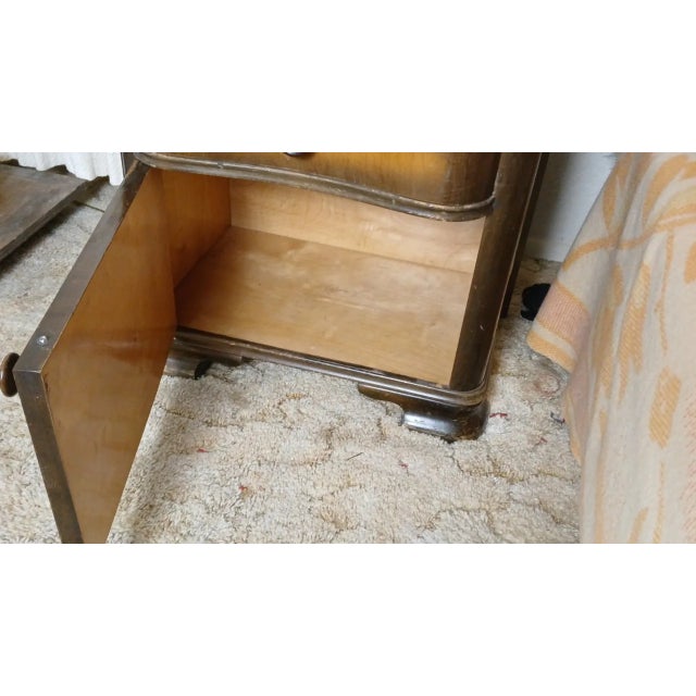 1930s Pair of Art Deco Nightstands For Sale - Image 9 of 13