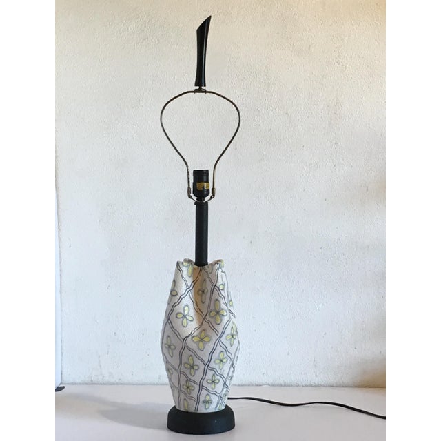 1960s Italian Ceramic Marbro Table Lamp For Sale In Los Angeles - Image 6 of 6