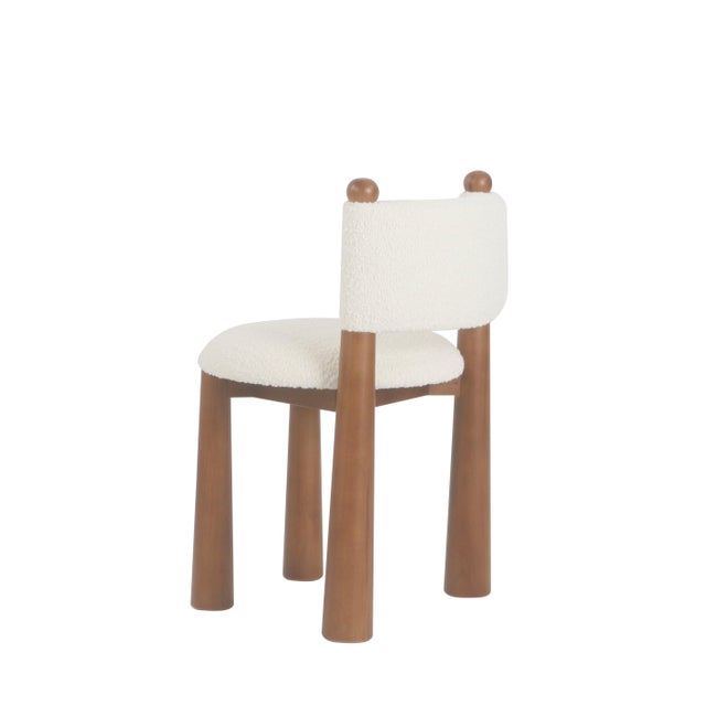 2020s New Set of 8 Contemporary Wood Dining Chairs With Cone Legs in White Boucle For Sale - Image 5 of 10