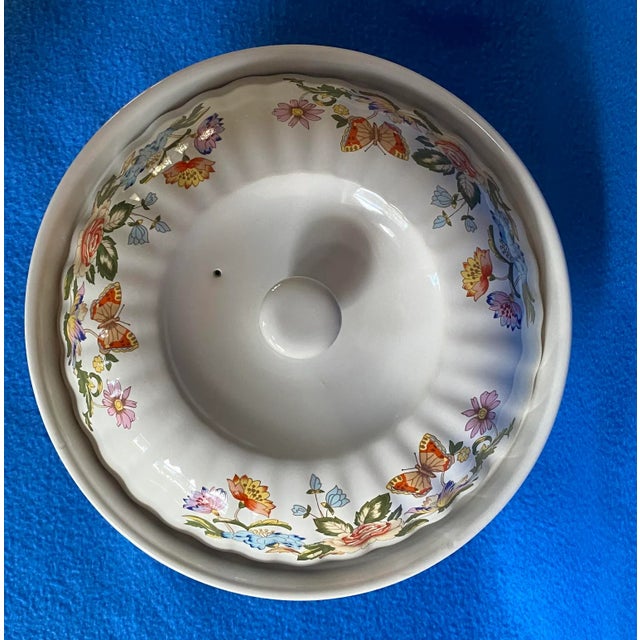 Aynsley "Cottage Garden" Oven-to-Table Covered Casserole 2.5 Quart For Sale - Image 10 of 13