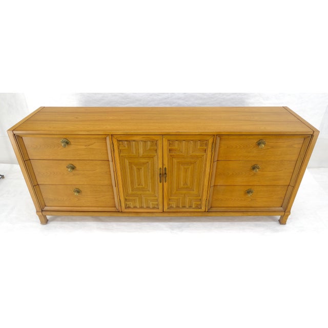 Thomasville 9 Drawers Two Door Compartment 75” Long Dresser Credenza MINT For Sale - Image 9 of 16