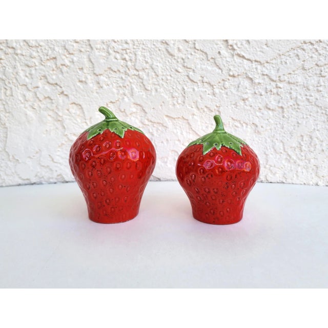 A set of vintage strawberry shakers to add to your collection. These are a large size set that can be displayed just about...