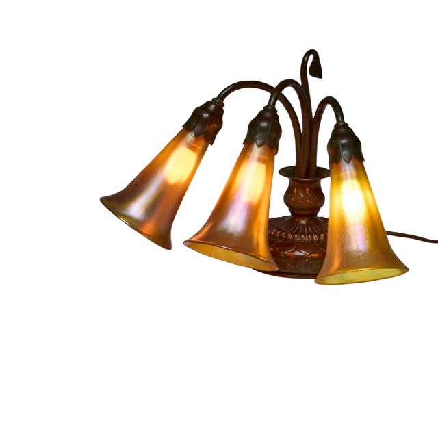 American Antique Tiffany Studios Three-Light Lily Piano Lamp New York, Circa 1910 For Sale - Image 3 of 10