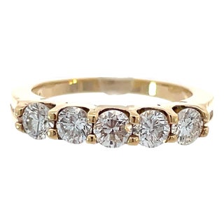 14k Yellow Gold 1.03 Total Carat Diamond Band, Size 6.5 For Sale