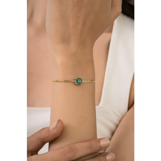 1.46ct Asscher Cut Natural Emerald Station Bracelet in 14k Yellow Gold For Sale In New York - Image 6 of 13