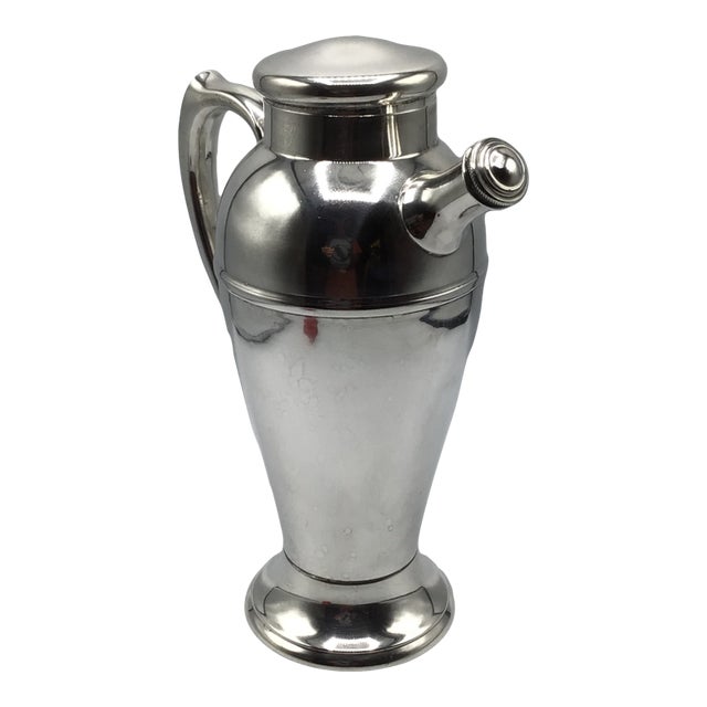 Vintage 1930s International Silver Company Silver-Plated Cocktail Shaker For Sale