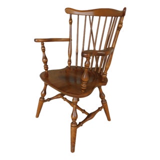 Ethan Allen Heirloom Nutmeg Braceback Windsor Arm Chair 10-6020a For Sale