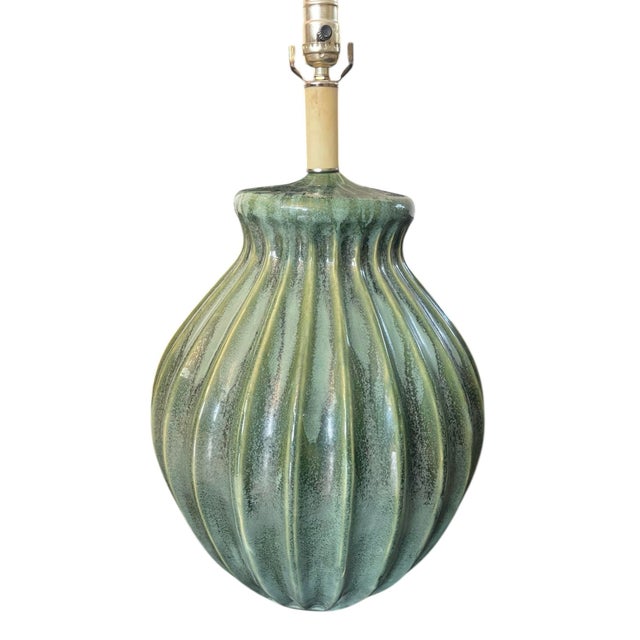 Large Mid Century Modern Ribbed Green Drip Glaze Ceramic Table Lamp For Sale In Naples, FL - Image 6 of 11