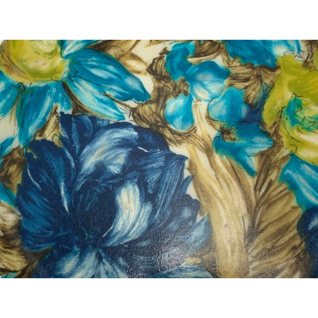 Midcentury 1970s Bold Floral Acrylic Serving and Decor Tray For Sale - Image 4 of 9
