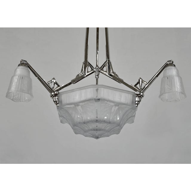 French Art Deco Chandelier by P. Maynadier 1930 France For Sale - Image 11 of 13