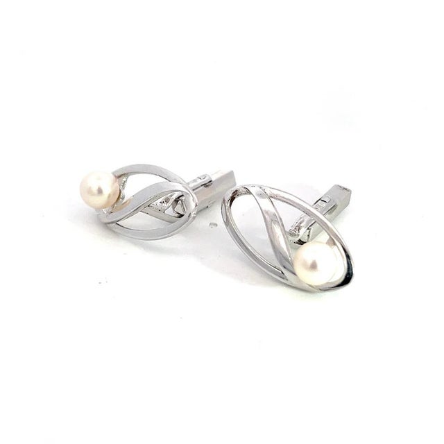 1990s Mikimoto Estate Akoya Pearl Mens Cufflinks Sterling Silver, 2 Pieces For Sale - Image 4 of 6