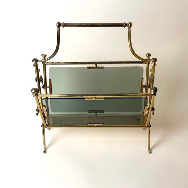 1960s Italian Brass and Smoked Glass Magazine Rack, Italy, 1960s For Sale - Image 5 of 13
