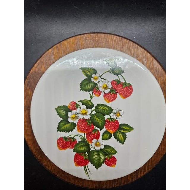 Vintage Collectable Hyalyn Pottery Trivet W/ Wooden Frame Myrtlewood Oregon. The trivet and the ceramic tile are not glued...