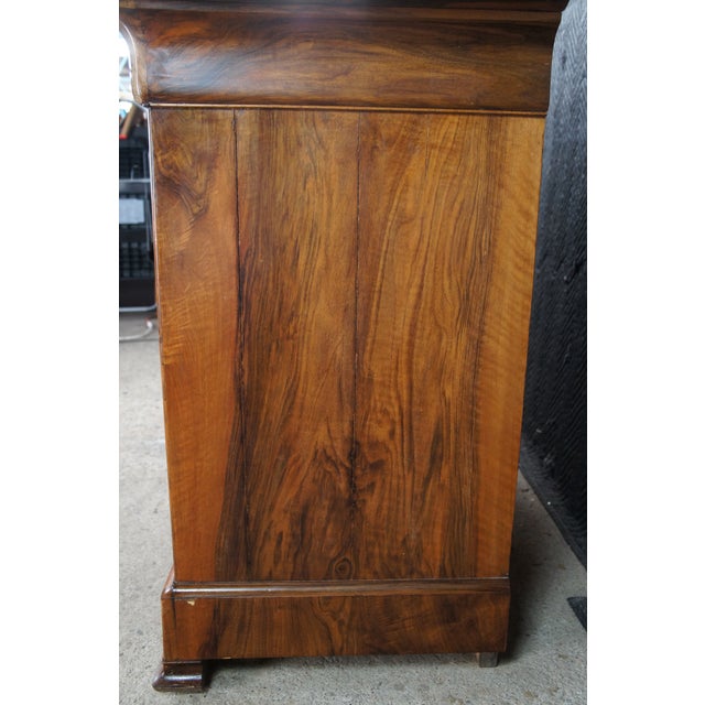 Antique 19th Century French Louis Philippe Walnut Burl Marble Top Commode Chest For Sale - Image 16 of 16