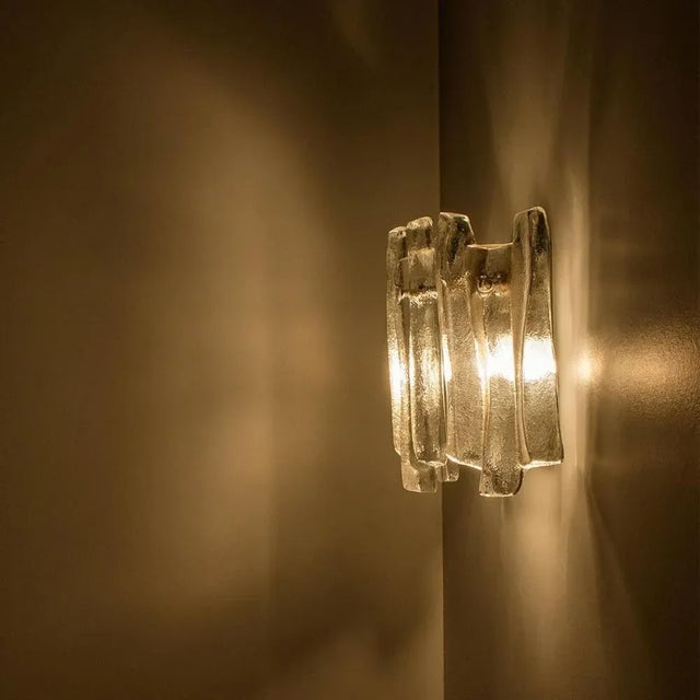 Textured Ice Glass and Chrome Wall Light attributed to J. T. Kalmar for Kalmar, 1970s For Sale - Image 6 of 10