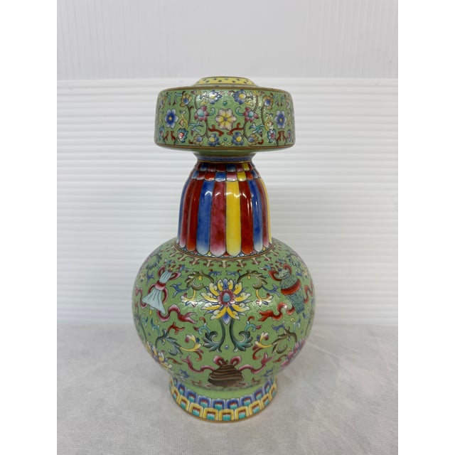 Asian Chinese Qing Qianlong Famille Rose Vase For Sale - Image 3 of 12