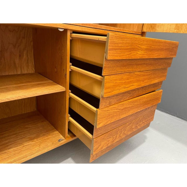 U-450 Oak Cabinet by Jiří Jiroutek for Interior Prague, Czechoslovakia, 1960s For Sale - Image 10 of 18