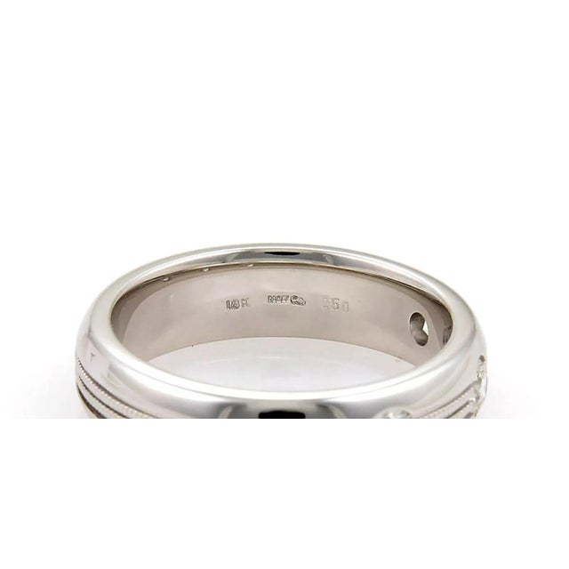 Hearts on Fire Men's Duets Burnished Diamond & 18k White Gold Band Ring Size 9.5 For Sale - Image 4 of 5