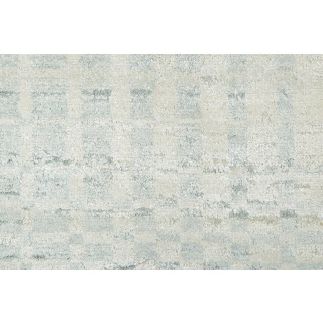 Contemporary Contemporary Geometric Natural Silk & Wool Gift-Sized Rug by Rug & Kilim, India For Sale - Image 3 of 4