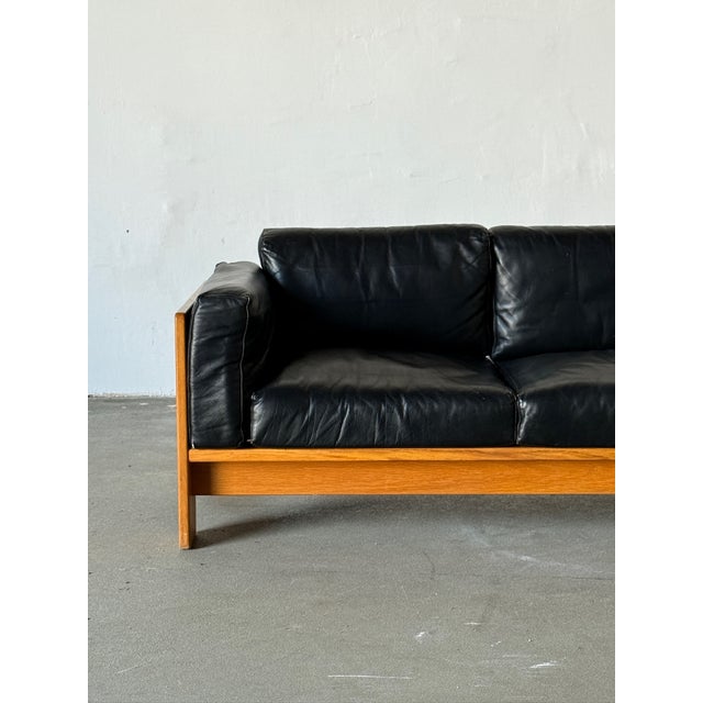 Animal Skin 1960s Tobia Scarpa “Bastiano” Black Leather, Three-Seater Sofa, Gavina For Sale - Image 7 of 10