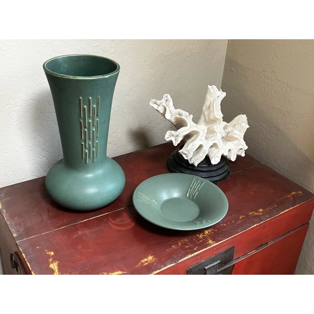 Set of Two 1920s Brush McCoy Art Pottery Pieces Large Vase and Flower Dish For Sale - Image 10 of 11