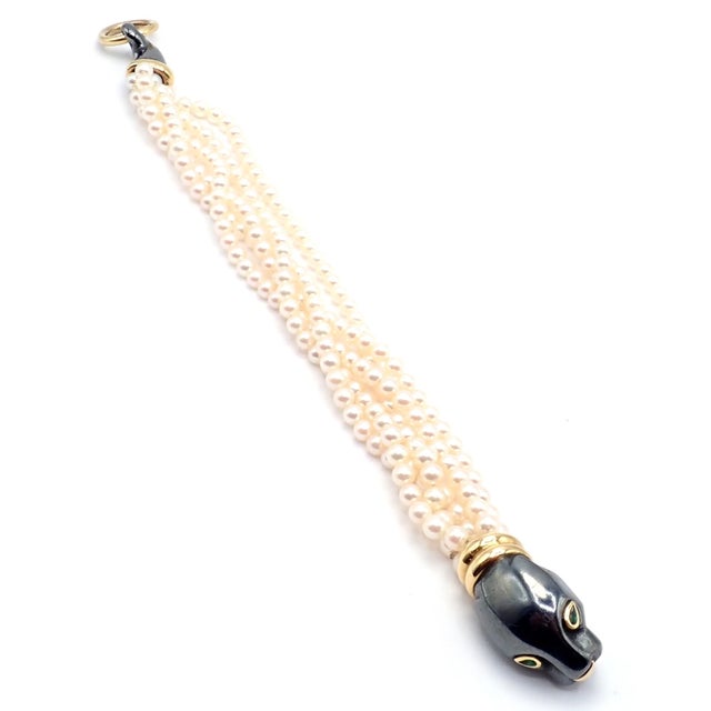 Metal 1990s Panthere De Cartier Panther Yellow Gold & Silverium Pearl Emerald Bracelet For Sale - Image 7 of 14