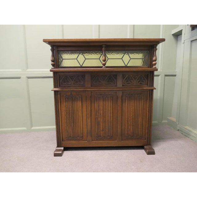 An Old Charm Country House Oak Dry Bar/Greeter A Front of House Free Standing Oak Bar or Reception Greeter, this is a...