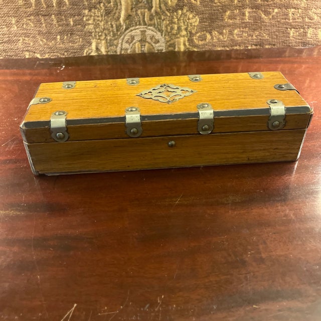 Victorian 19th Century Mounted Oak Box For Sale - Image 3 of 6