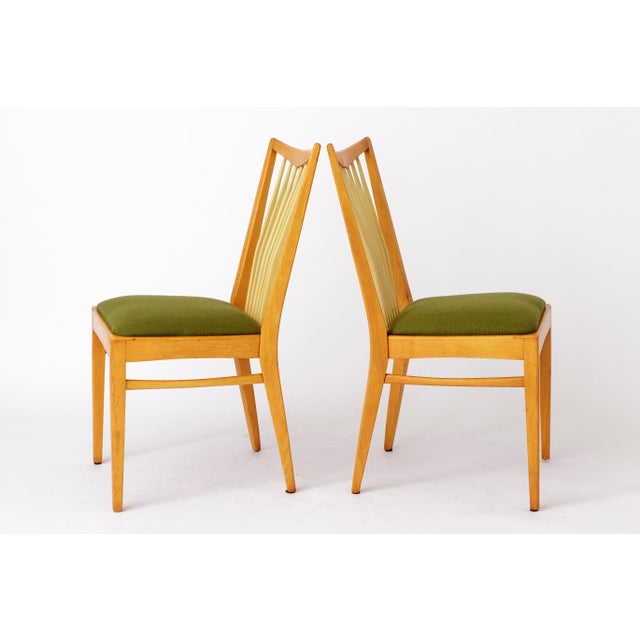 Pair of Vintage 1950s Chairs – Mid-Century Modern Elegance ✨ Bring a touch of timeless mid-century design into your home...