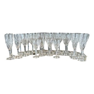 20th Century Crystal Chantilly Glassware Service from Saint Louis, Set of 26 For Sale