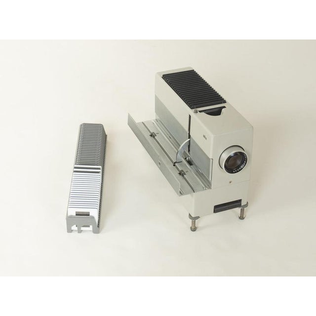 Dieter Rams D 40 Slide Projector by Dieter Rams for Braun For Sale - Image 4 of 18