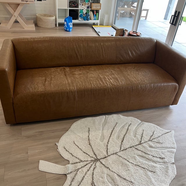This beautiful tuxedo style leather couch was custom built in 2020 and handmade in the USA. It has a sleek, streamlined...