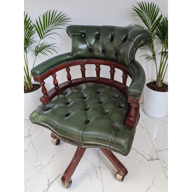 Vintage Chesterfield Style Captain's Swivel Desk Chair in Green Leather, 1980s For Sale - Image 10 of 18