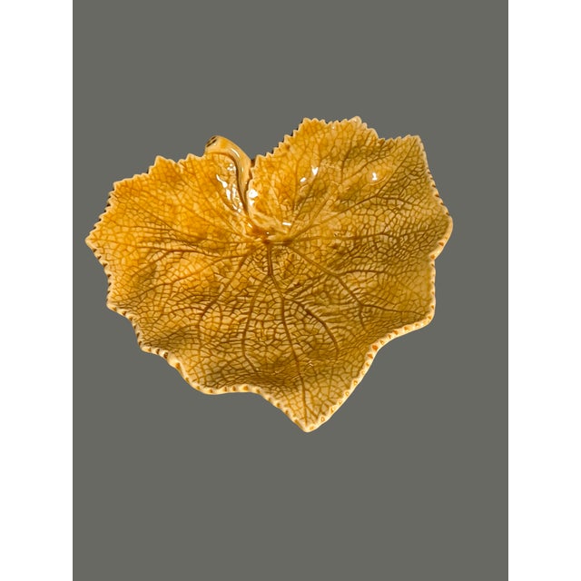 Bordallo Pinheiro Late 20th Century Three Grape Leaf Colorful Dishes Bordallo Pinheiro Portugal Red, Yellow, Green For Sale - Image 4 of 9