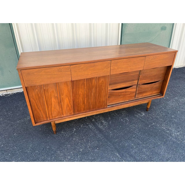 1960s Hooker Mainline 10-Drawer Walnut Long Dresser With Reversible Sliding Doors For Sale - Image 6 of 12