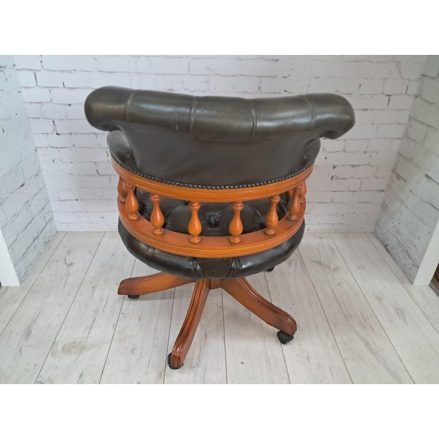 Vintage Chesterfield Chair in Green Leather, 1980s For Sale - Image 14 of 17