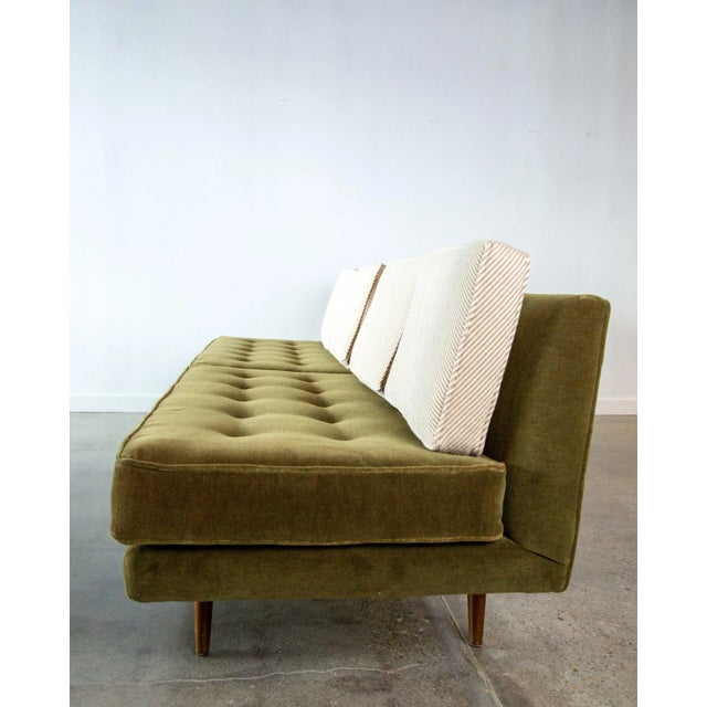 1950s Edward Wormley for Dunbar 5526 Armless Sofa Mohair and Wool For Sale - Image 6 of 10