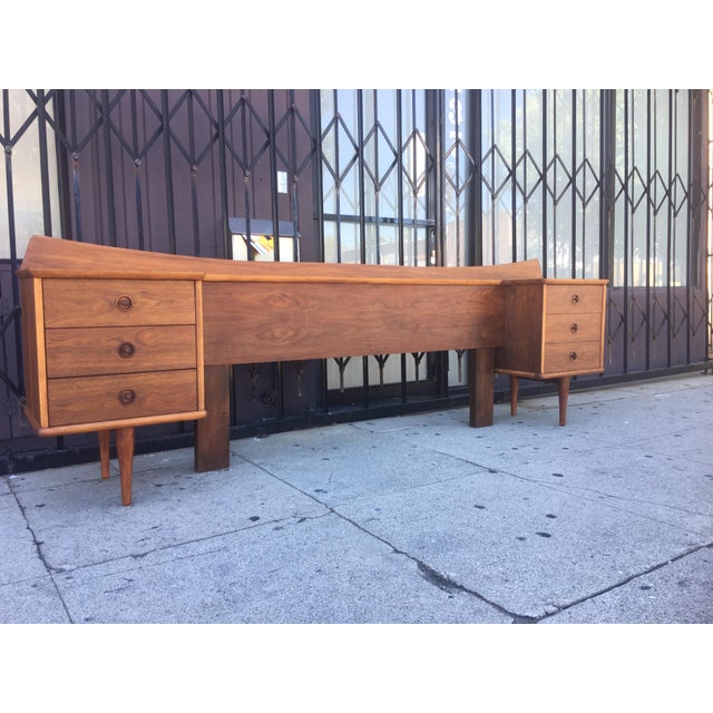 American Of Martinsville MidCentury Headboard With BuiltIn