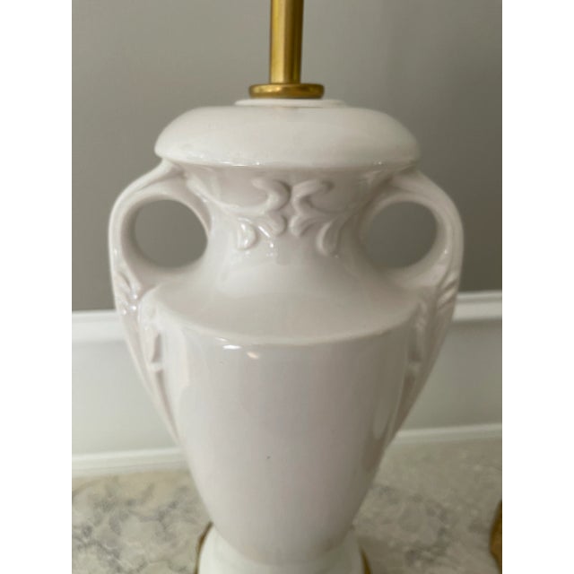 Pair of 1950s Floral Cottage Lamps For Sale - Image 4 of 9