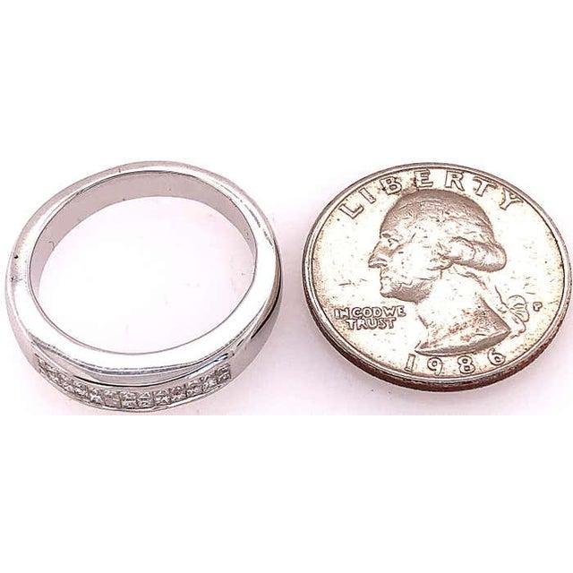 Modern 14 Karat White Gold Fashion Ring With Diamonds For Sale - Image 3 of 10