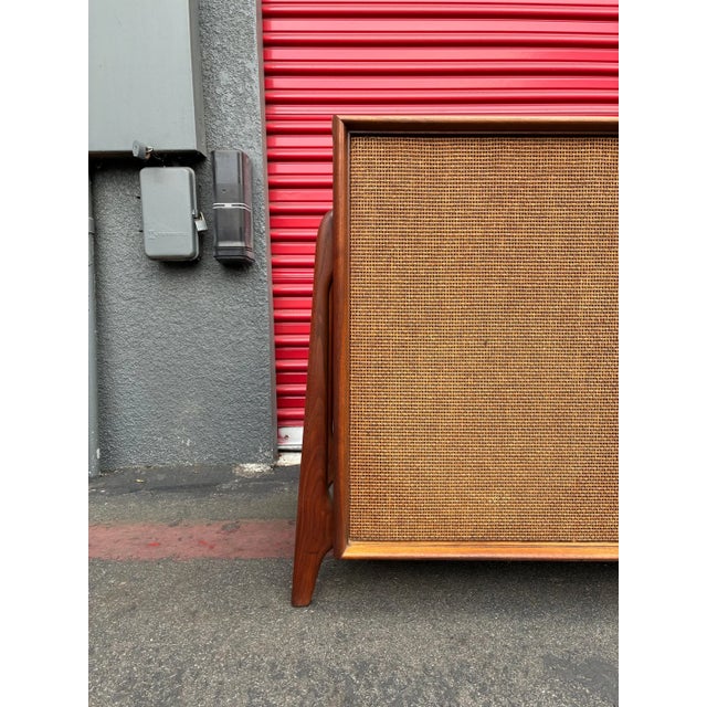 Vintage Mid Century Turntable Console/Stereo Console by Packard Bell For Sale - Image 11 of 12