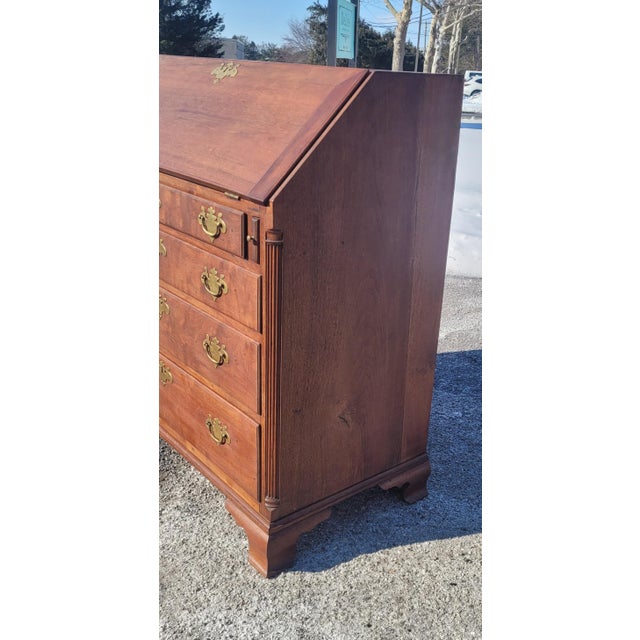 18th Century American Walnut Chippendale Desk For Sale - Image 14 of 17