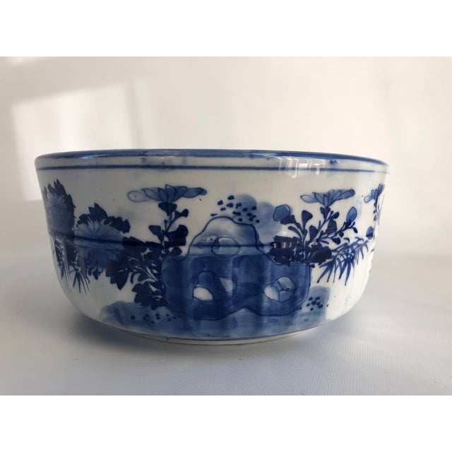 Large Vintage Hand-Decorated Chinese Export Chinoiserie Blue & White Porcelain Bowl For Sale - Image 9 of 10