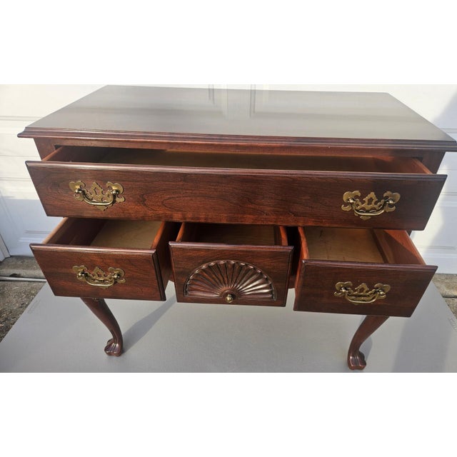1980s Ethan Allen Georgian Court Low Boy Server Console Dresser Chest Chippendale 225 For Sale - Image 17 of 17